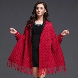 Stylish Cozy Kimono cashmere/Pashmina with mini hand